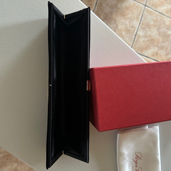 Roger Vivier Pilgrim Tube Clutch - Picture 11 of 14